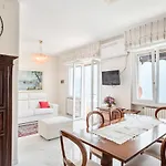 Apartment Stunning View By Air! Cernobbio