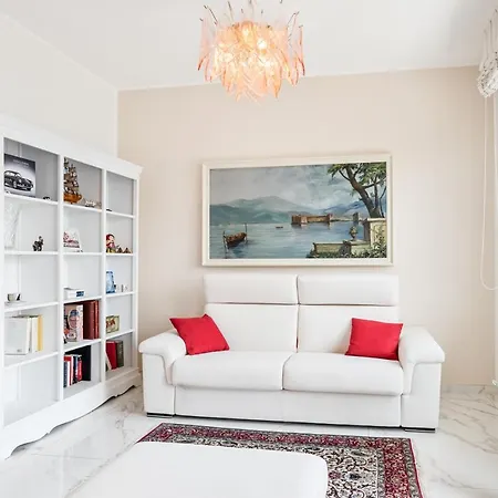 Stunning View By Air! Apartment Cernobbio
