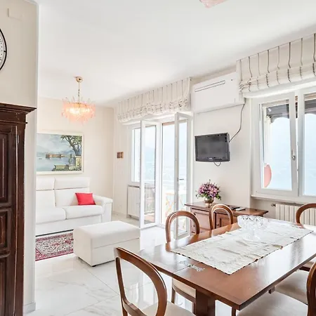 Apartment Stunning View By Air! Cernobbio